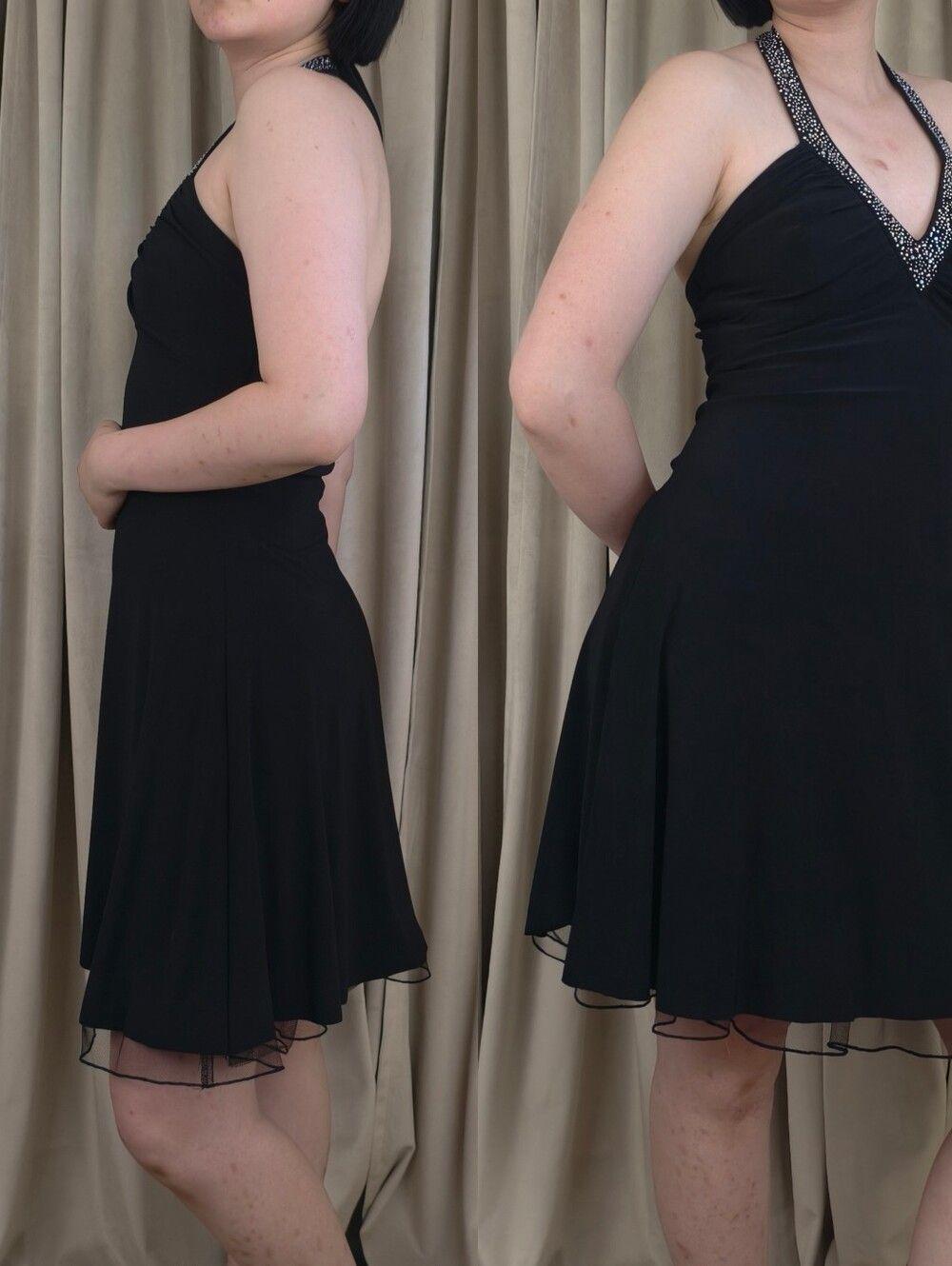 Vintage Betsy & Adam Black Halter V-Neck Embellished Open Back Evening Dress