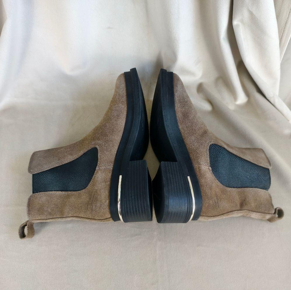 Kenneth Cole Tan Taupe Suede Ankle Boots