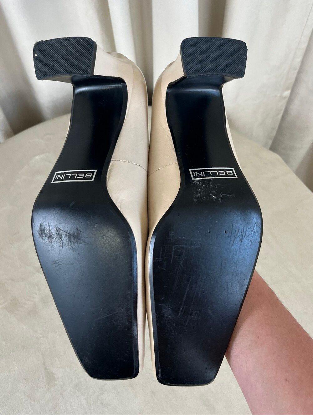 Vintage Bellini Square Toe Beige Pumps with Navy Trim and Bow