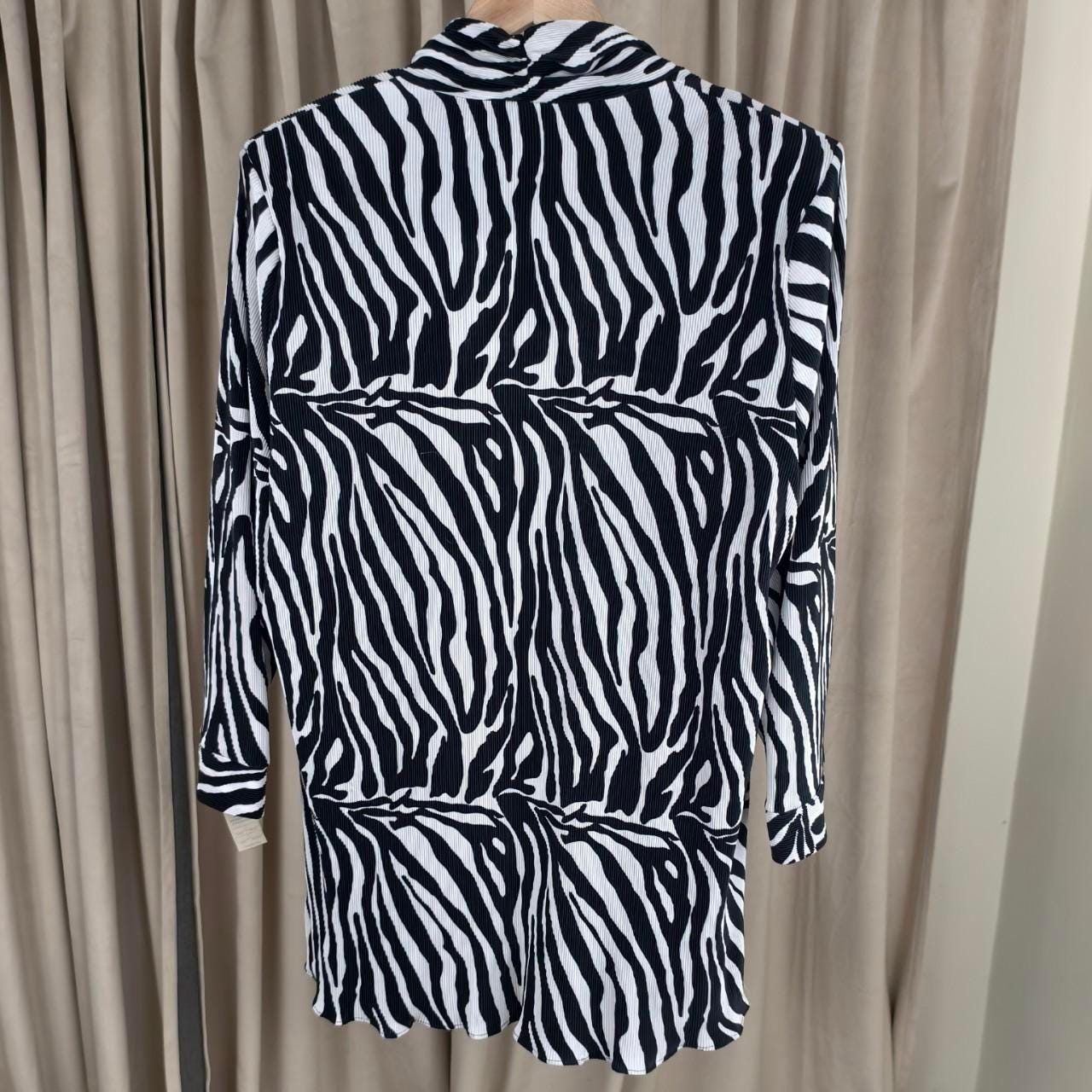 NWT Vintage Something Special Black and White Zebra Print Plisse Set