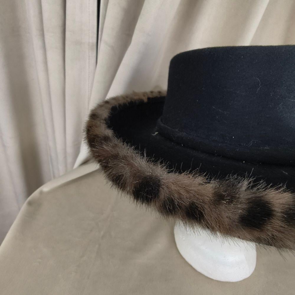 Vintage Black Wool Rimmed Hard Hat with Leopard Faux Fur Trim