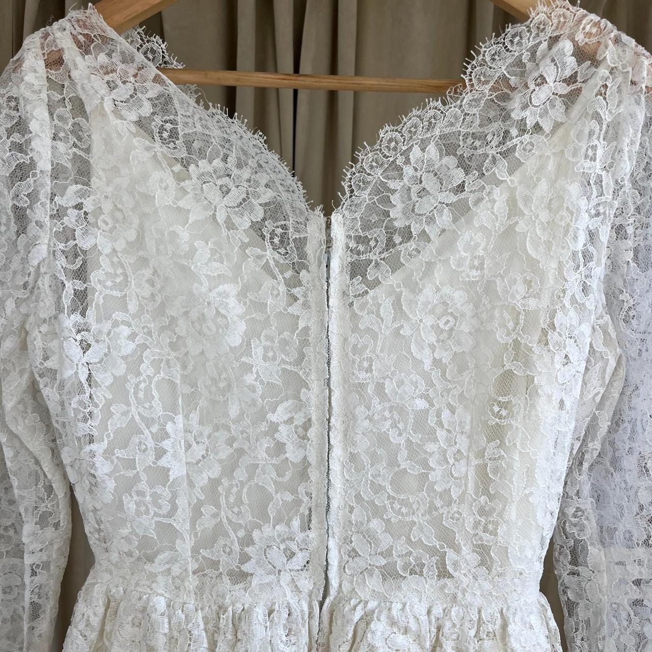 Vintage White Lace Wedding Gown Long Sleeve with Tiered Skirt