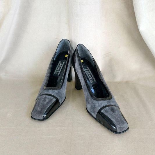 Vintage J. Renee Black and Gray Leather and Suede Heels Pumps