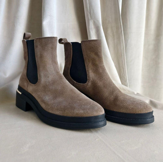 Kenneth Cole Tan Taupe Suede Ankle Boots