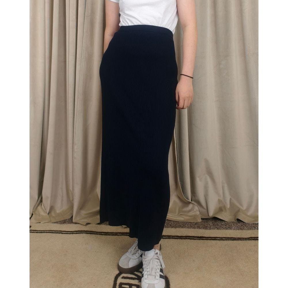 Vintage Ellen Tracy Navy 100% Wool Maxi Knit Skirt