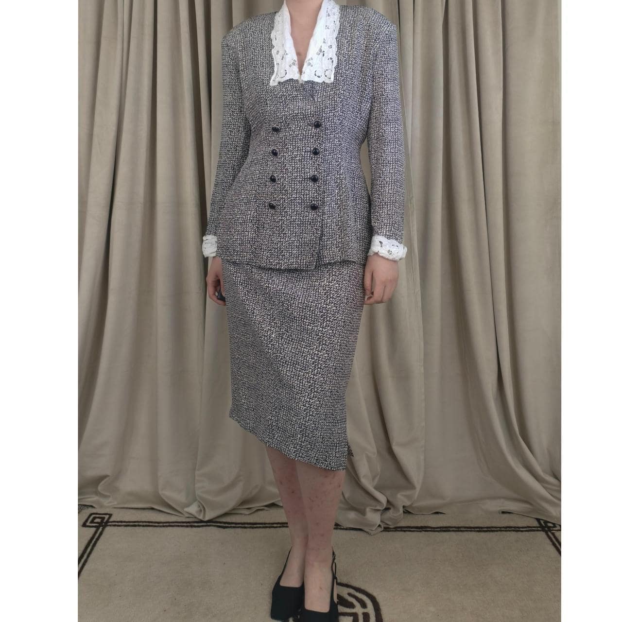 Vintage Nancy Johnson Silk black & white Skirt Suit