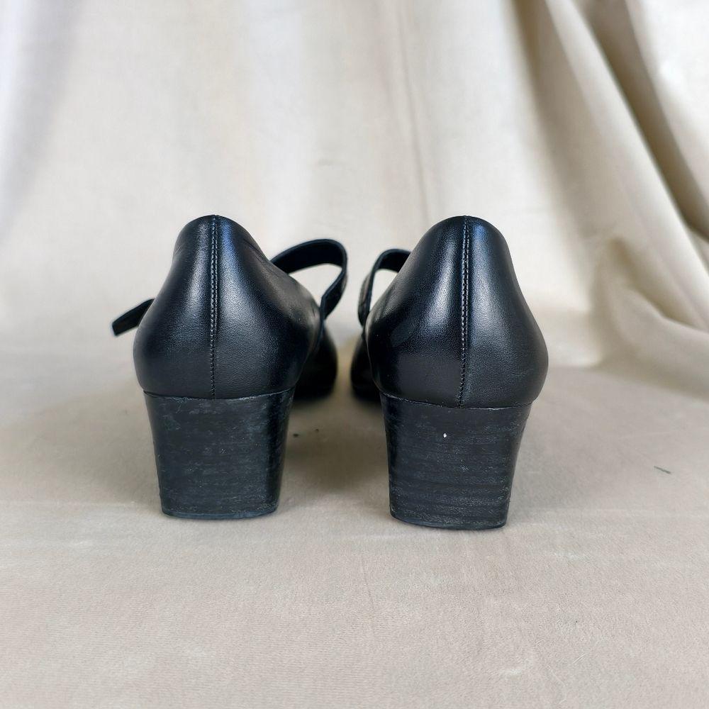 Vintage Franco Sarto Classic Black Mary Jane Leather Pumps