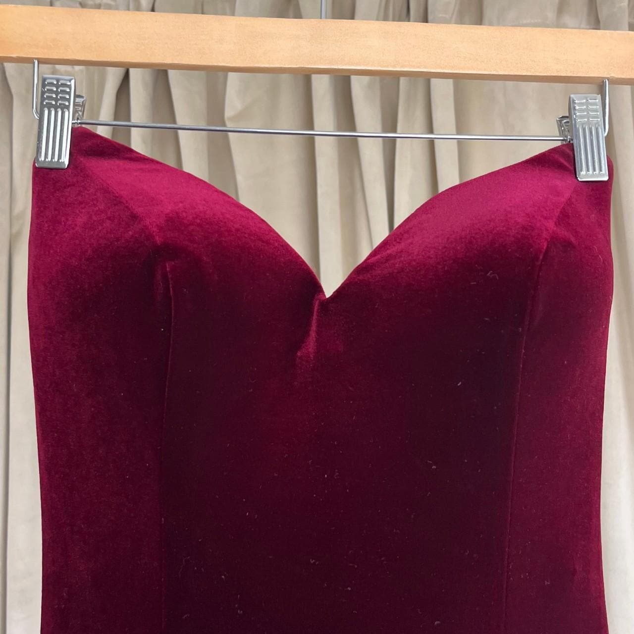 Vintage Jovani Strapless Velvet Burgundy Ruffle Mermaid Evening Gown Prom Dress