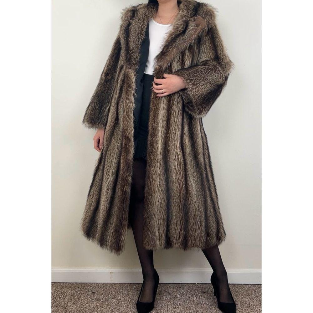 Vintage Fur by Robert Detroit Raccoon Genuine Fur Full Length Coat Overcoat