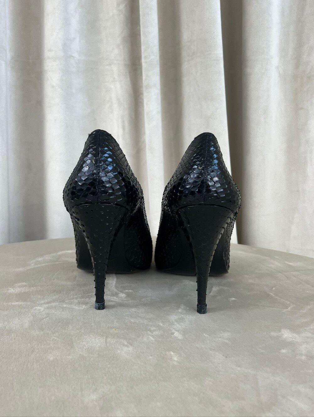Vintage Unworn Stuart Weitzman Black Snakeskin Pointed-Toe Stiletto Pumps