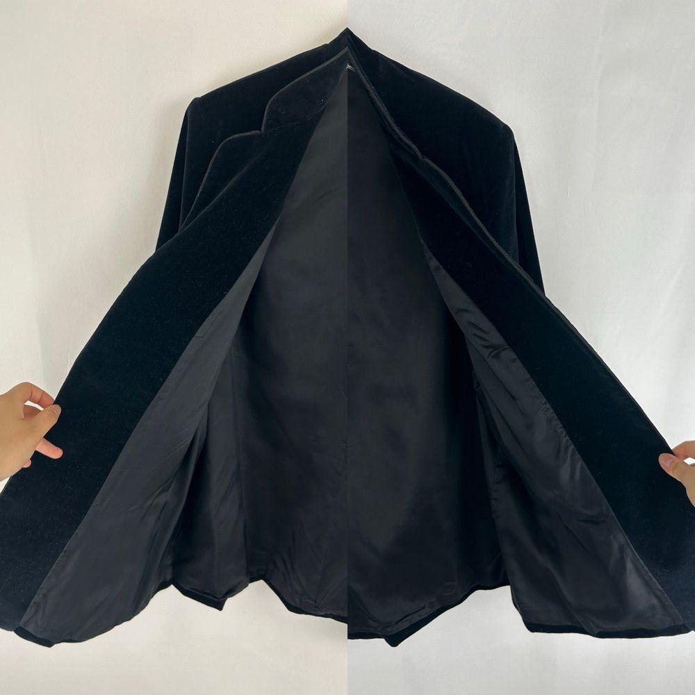 Vintage Ellen B Black Velvet Blazer