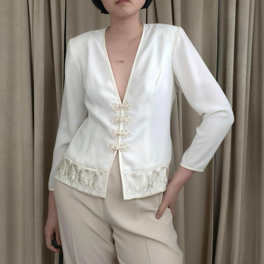 Vintage White Cream Embroidered Mandarin Tang Jacket