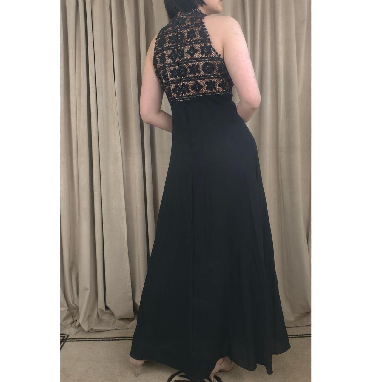 Vintage Black Lace Maxi Halter Neck Dress with Keyhole Neckline