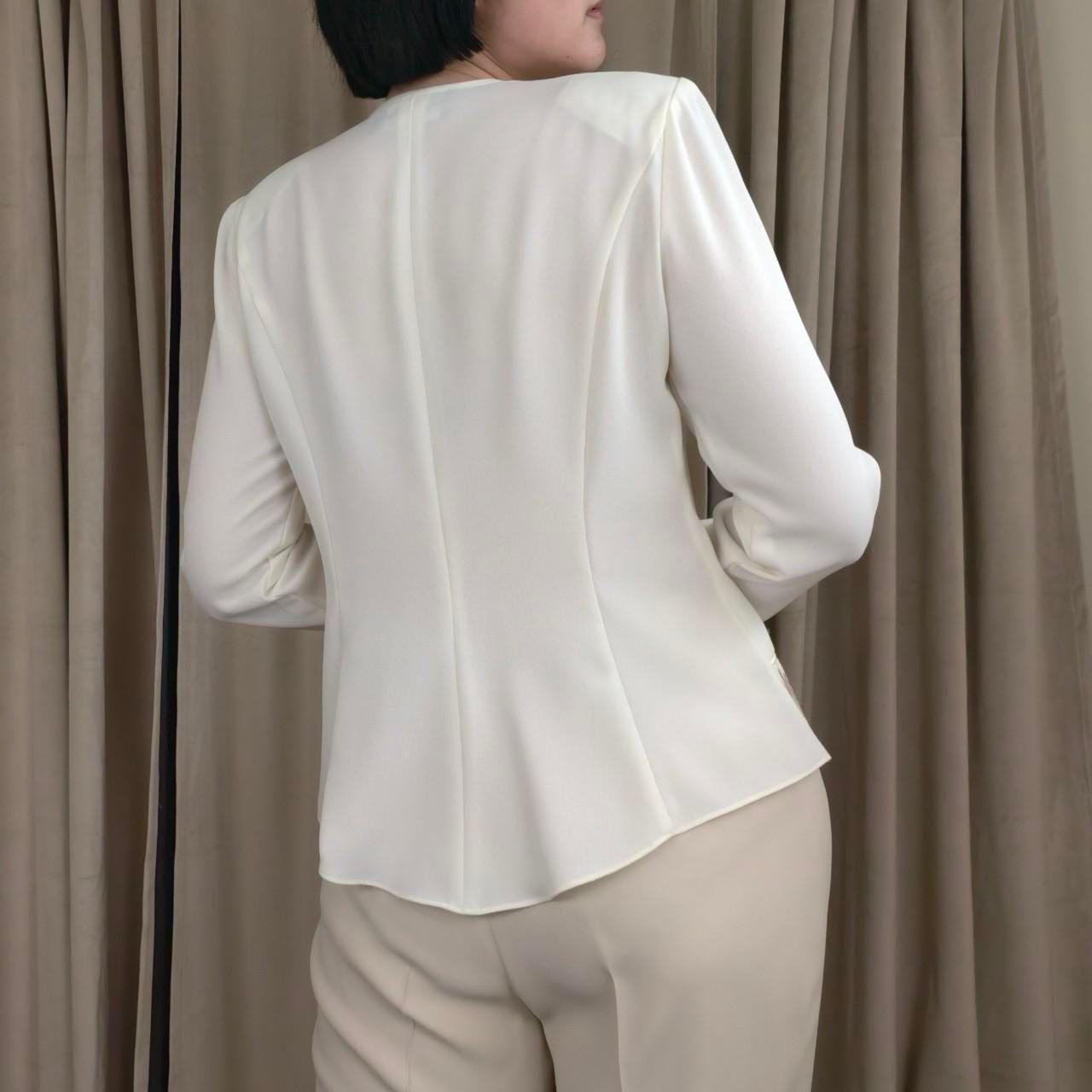 Vintage White Cream Embroidered Mandarin Tang Jacket