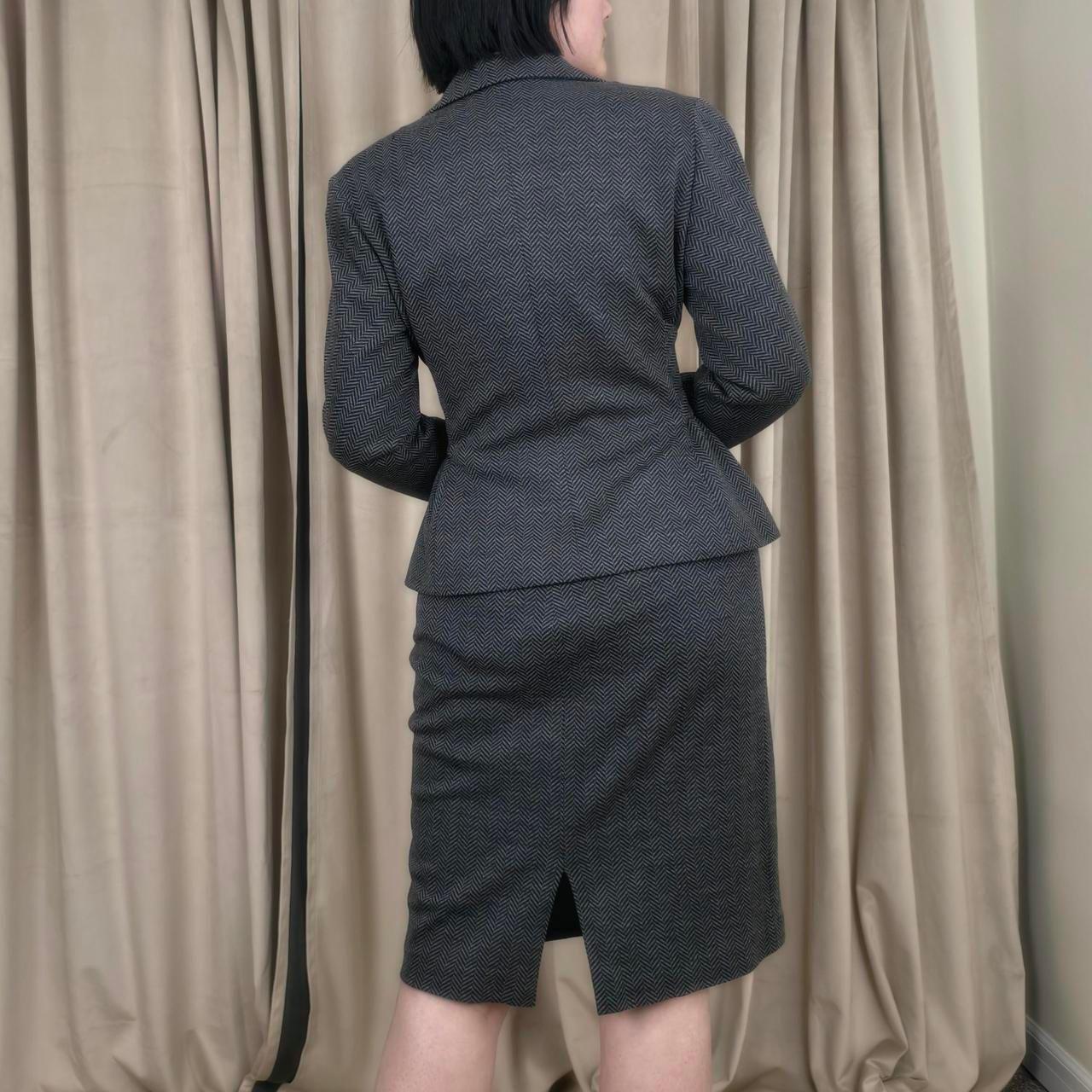 Vintage Kay Unger 100% Wool Grey Herringbone Skirt Suit