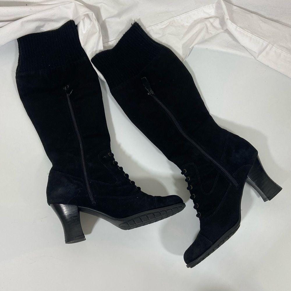 Vintage ME TOO Black Suede Knee High Lace Up Suede Boots Sock Closure