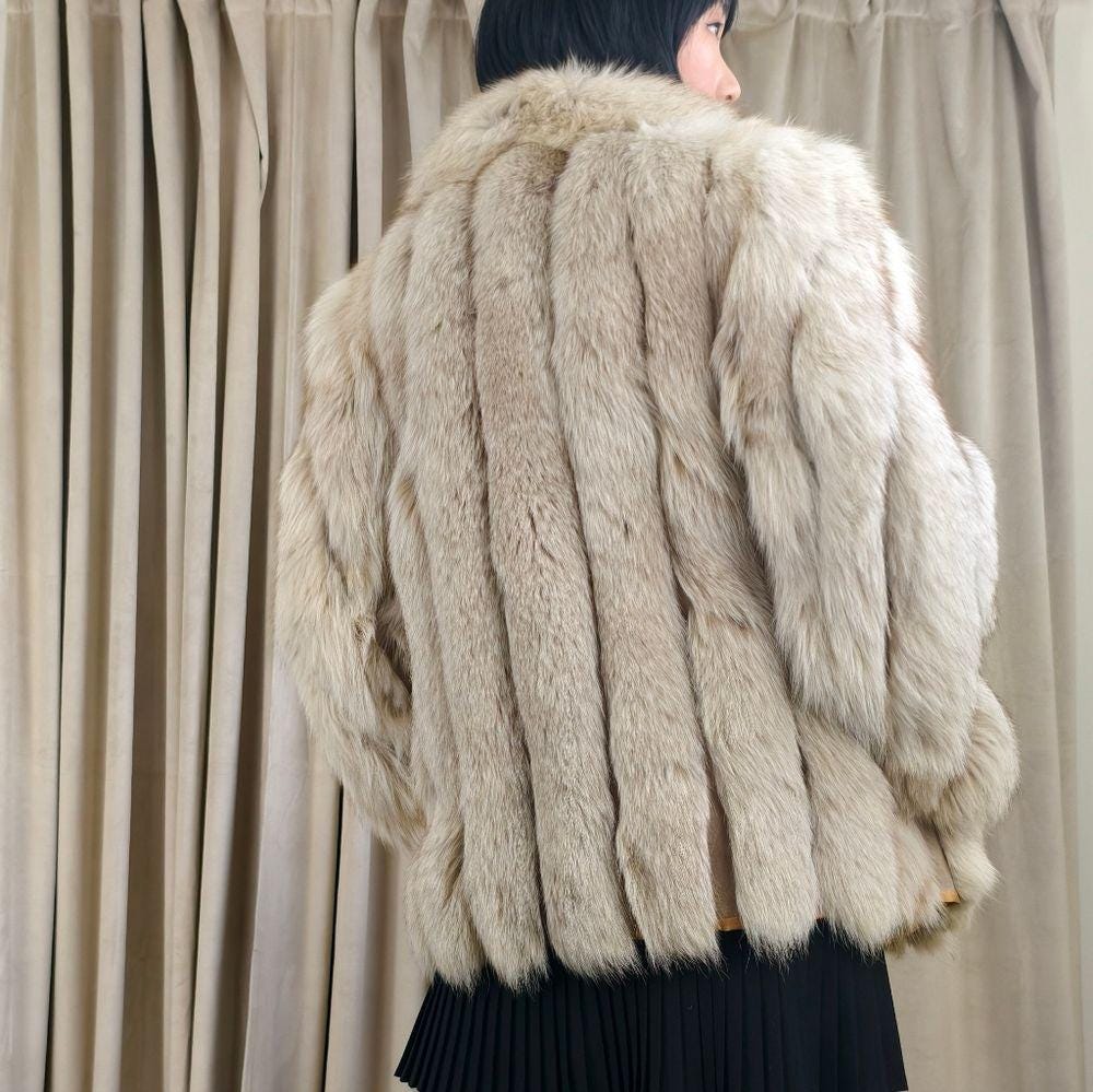 Vintage Saga Fox Beige Cream Fur Coat