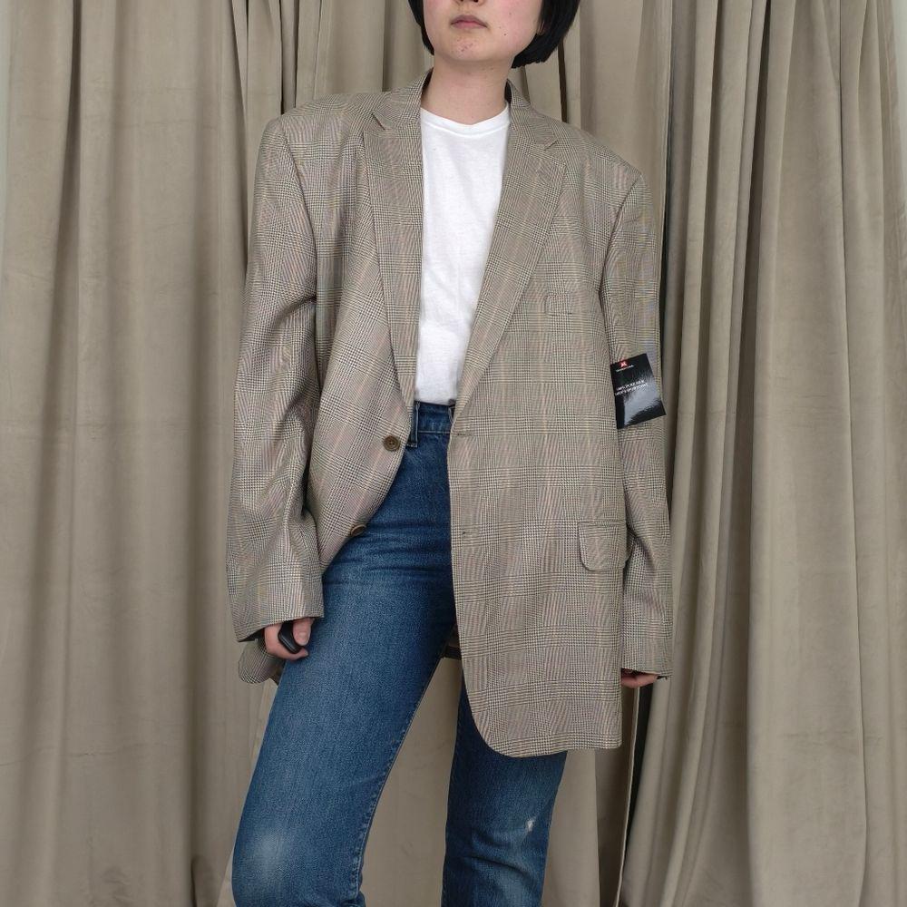 Vintage Classic Boyfriend Silk Blazer in Gray Plaid