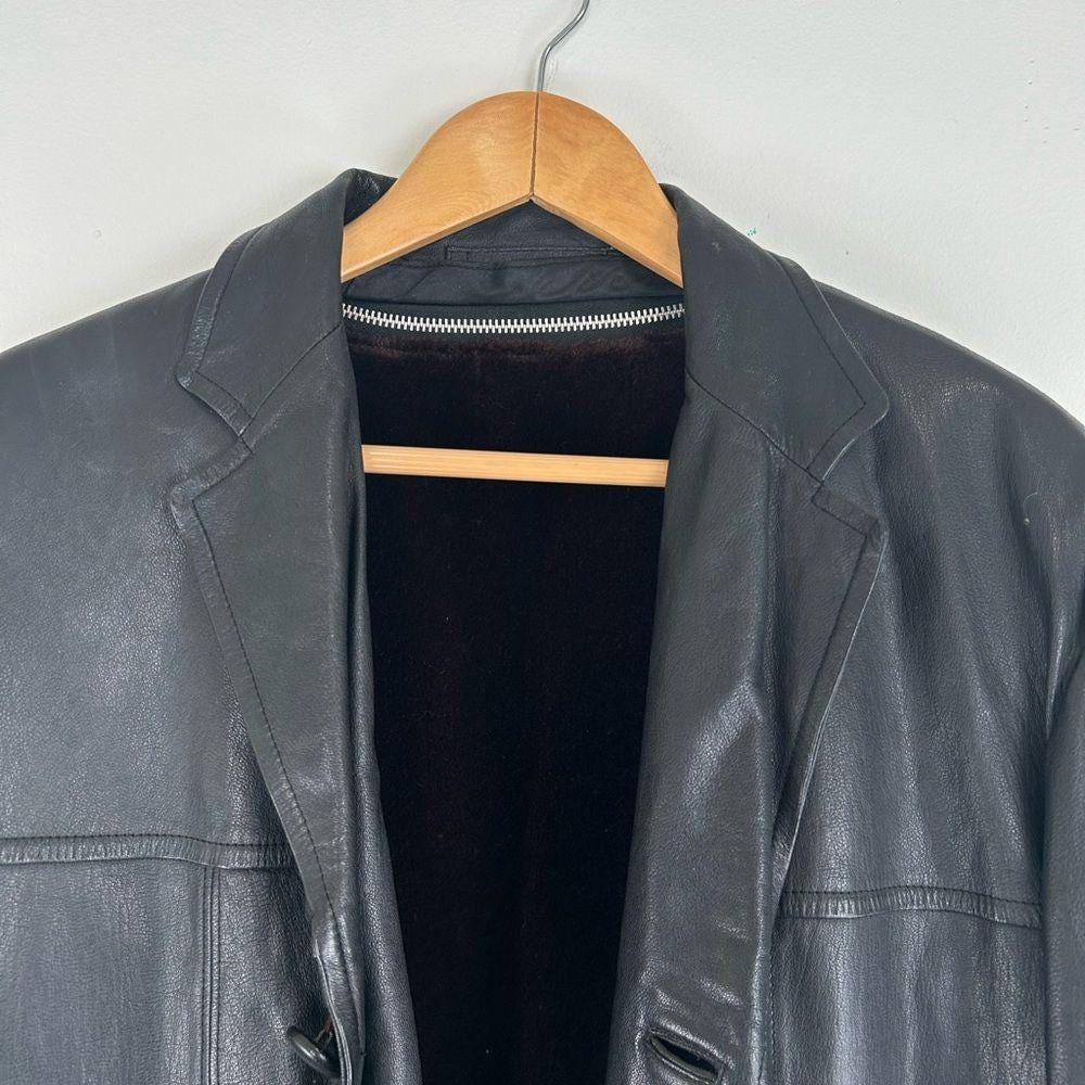 Vintage Black Genuine Leather Jacket with Detachable Faux Fur Lining