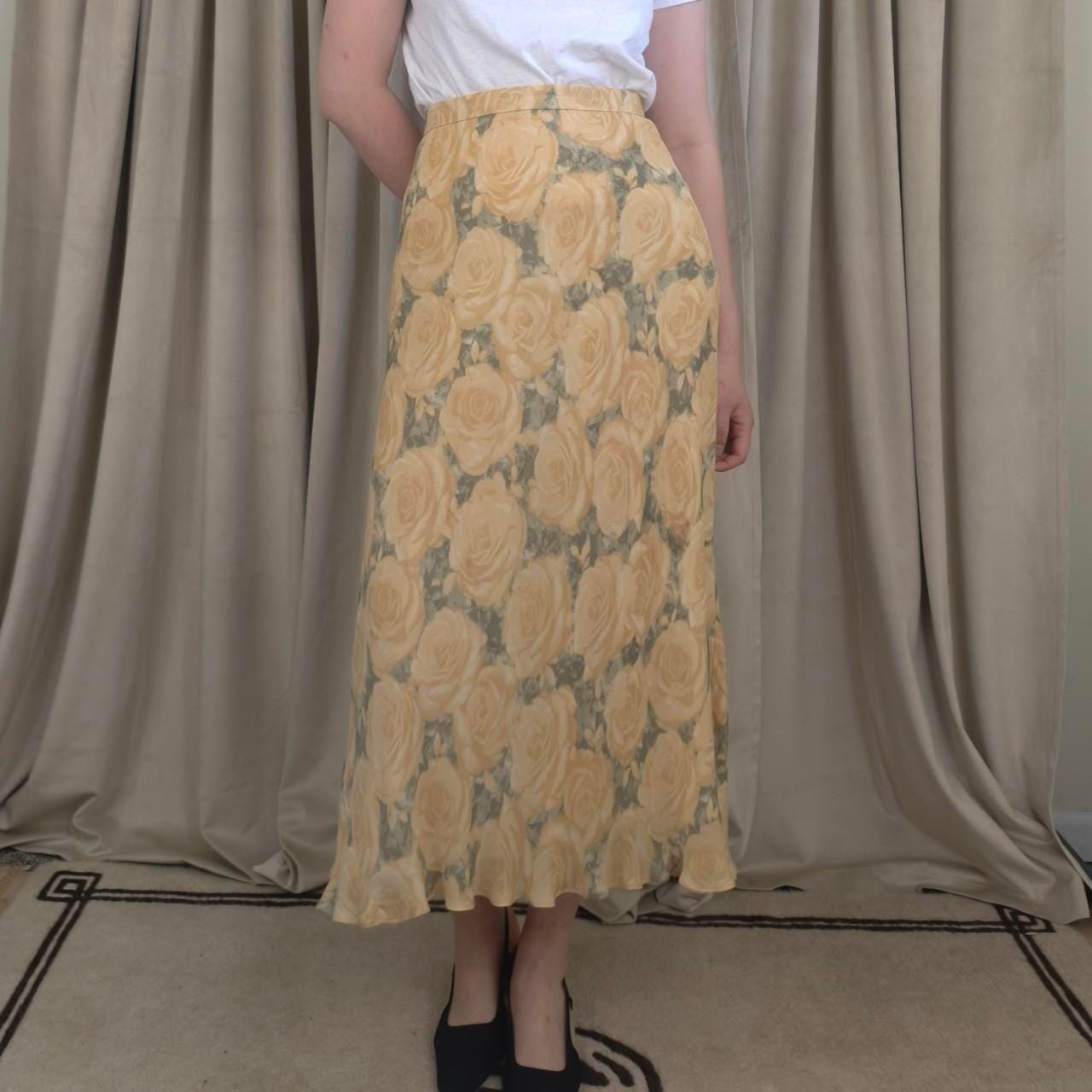 Vintage Jones New York Country Yellow Rose Silk Midi Skirt
