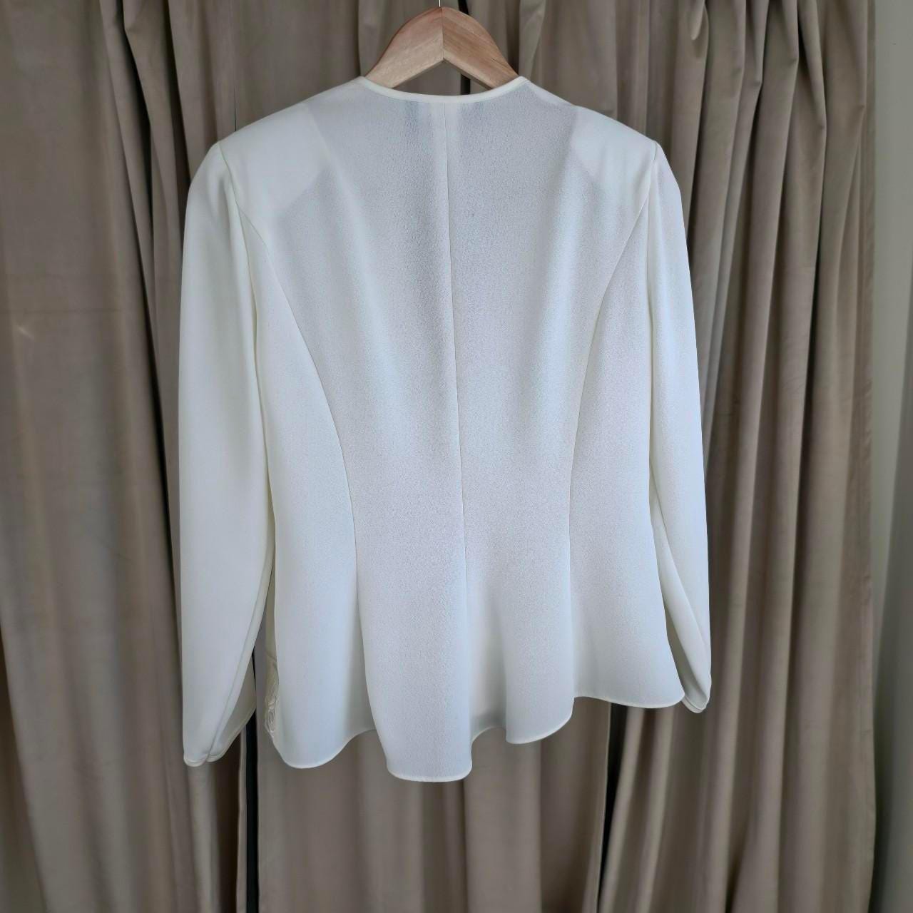 Vintage White Cream Embroidered Mandarin Tang Jacket
