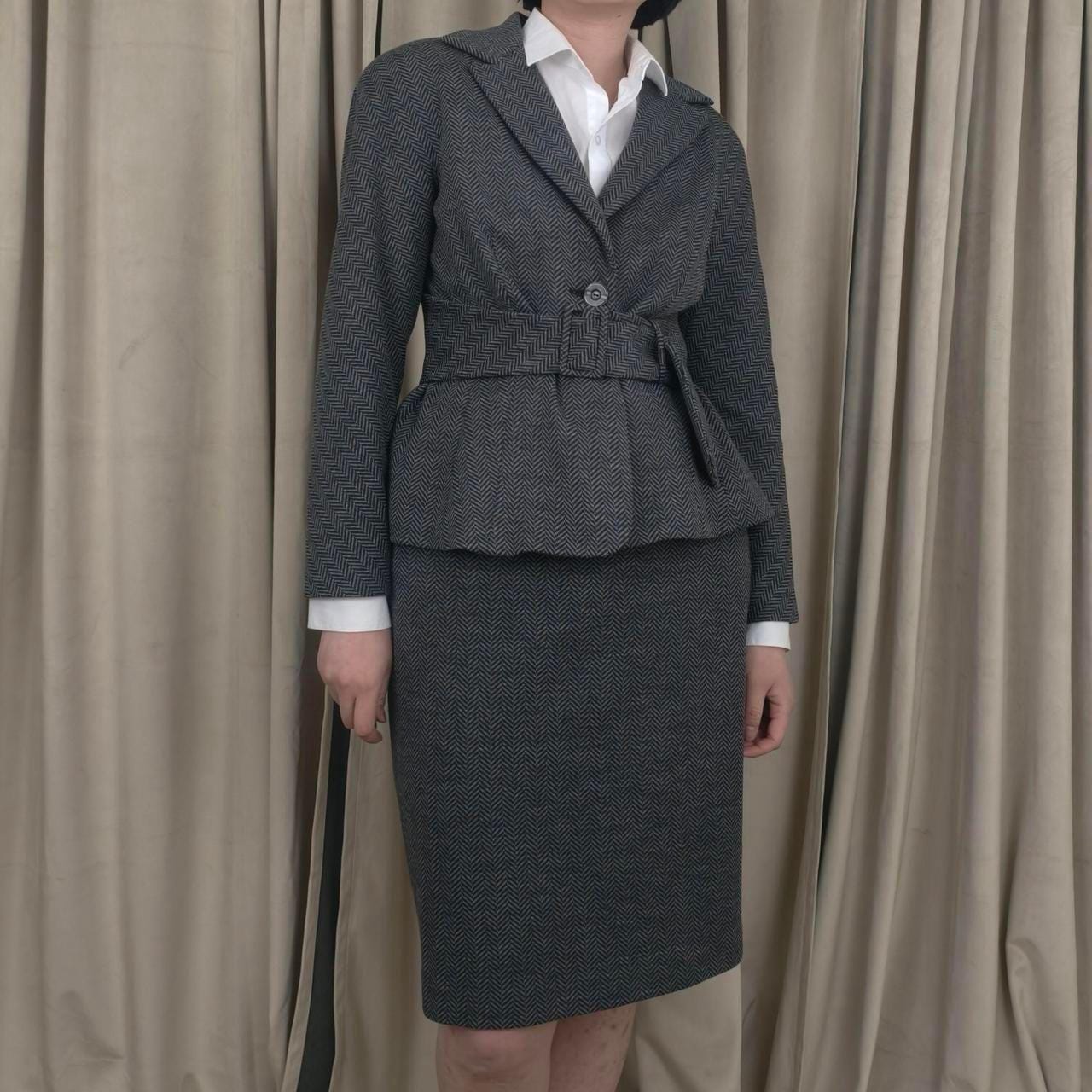 Vintage Kay Unger 100% Wool Grey Herringbone Skirt Suit