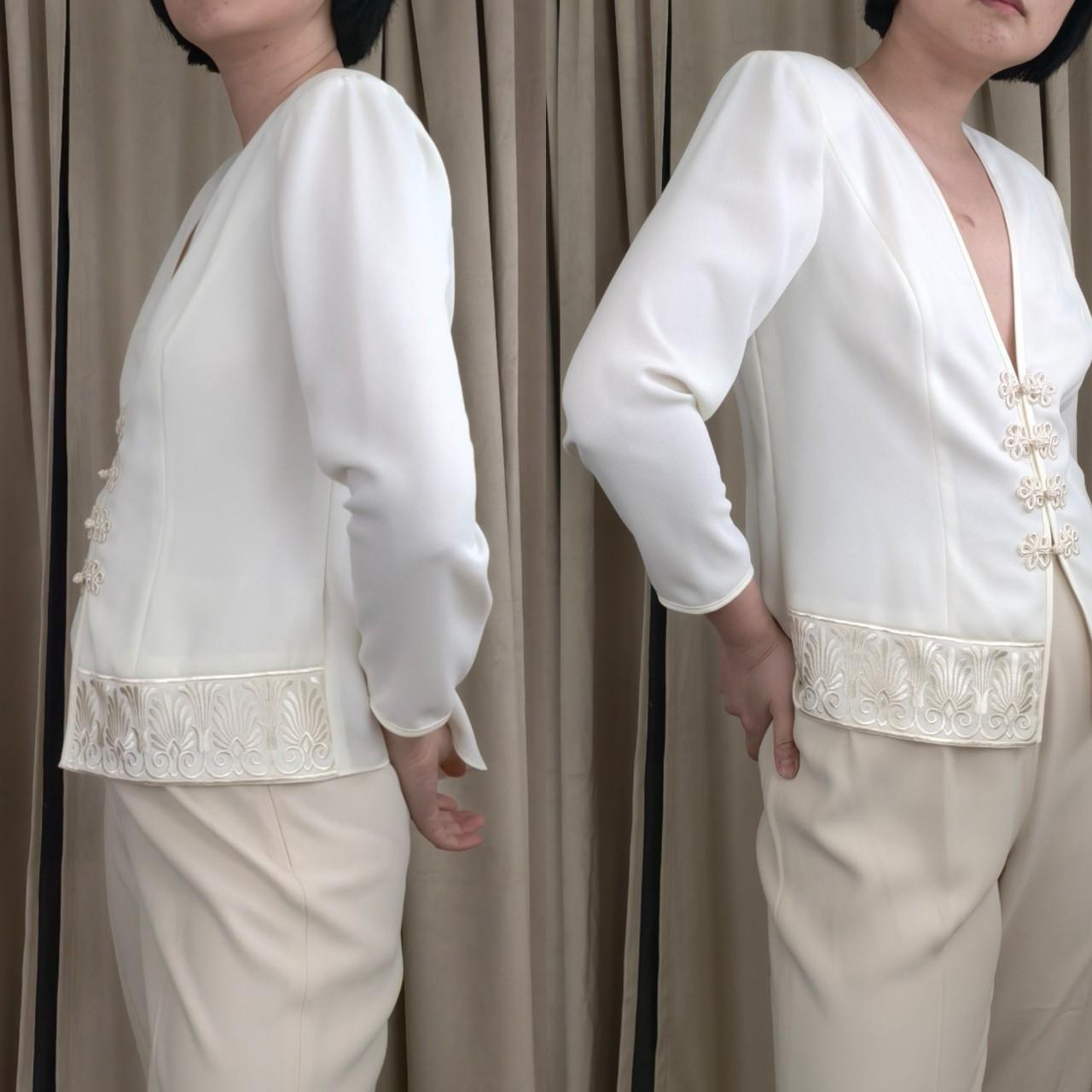 Vintage White Cream Embroidered Mandarin Tang Jacket