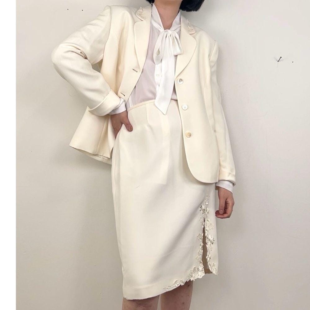 Vintage 90s Kasper Cream Bridal Skirt and Blazer Suit