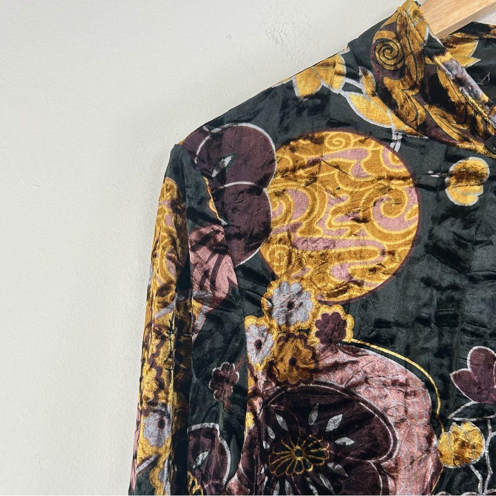 Vintage Floral Velvet Top with Mandarin Collar