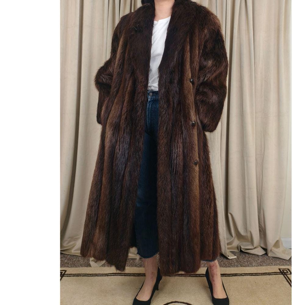 Vintage Capitol Furs Luxurious Brown Natural Beaver Fur Coat