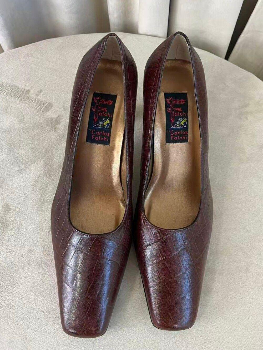 Vintage Carlos Falchi Square-Toe Burgundy Croc-Embossed Leather Pumps