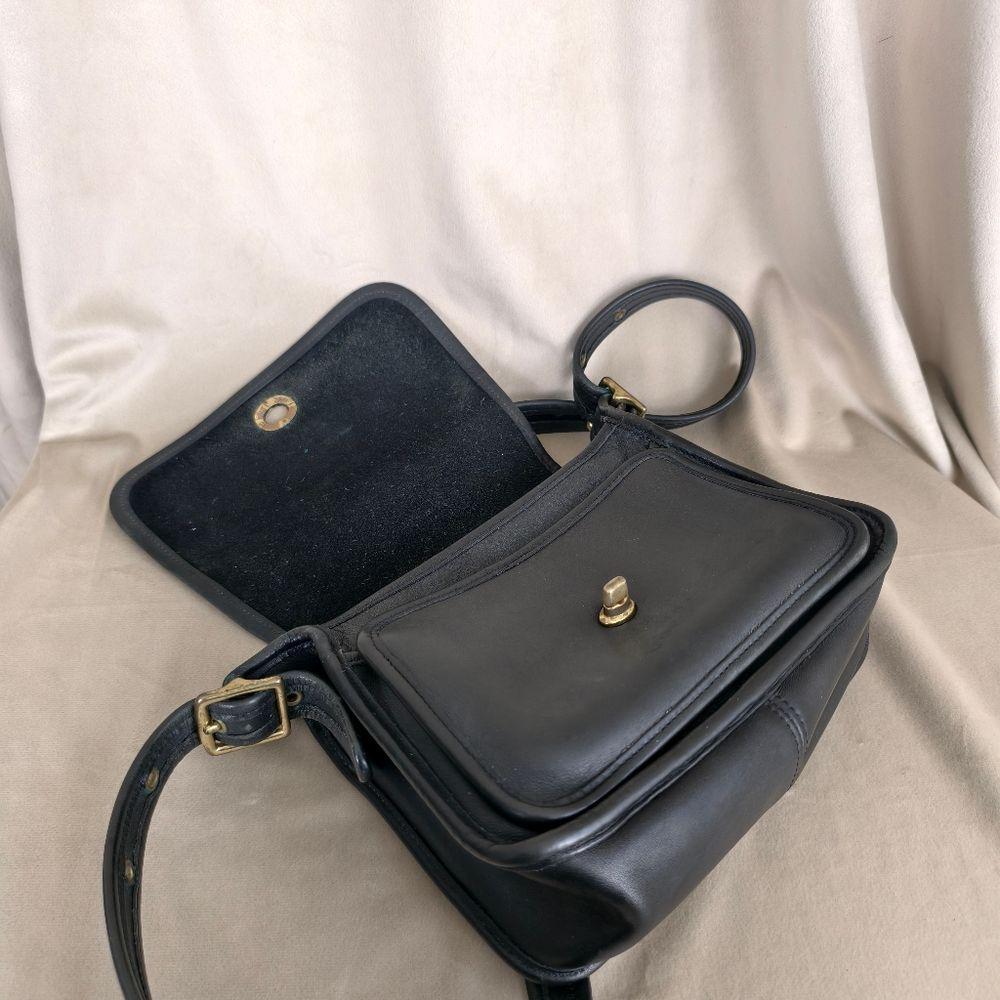 Vintage Coach Rambler Legacy 9061 Black Leather Shoulder Crossbody Bag