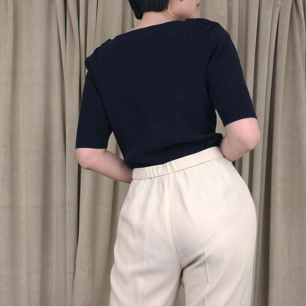 Dana Buchman Navy Knit Short Sleeve Top with Scalloped Detailing